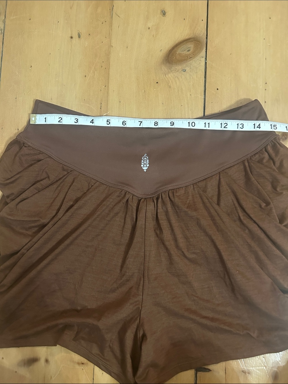 Free people movement shorts - Picture 5 of 7